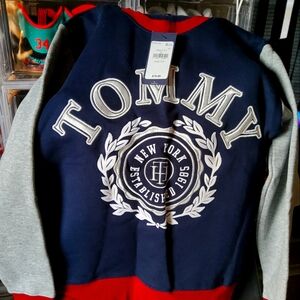 Tommy Hilfiger sweater